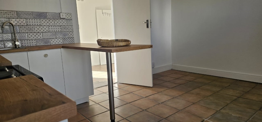 To Let 1 Bedroom Property for Rent in Hopefield Western Cape